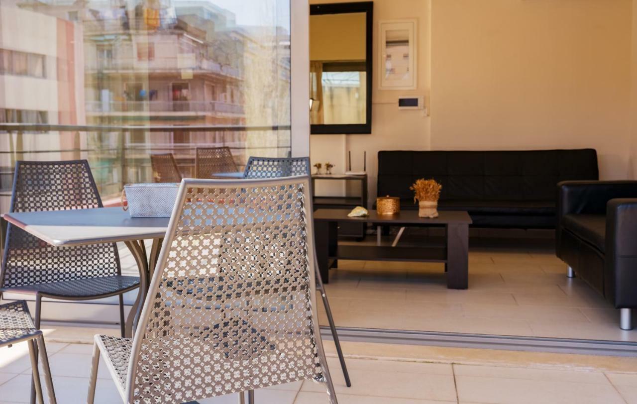 Athenian Apartahotel